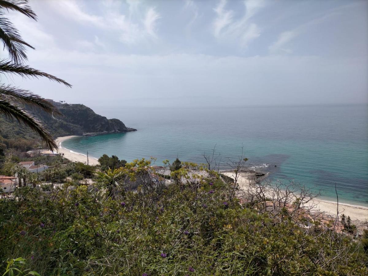 Residence Esmeraldo Capo Vaticano Eksteriør billede