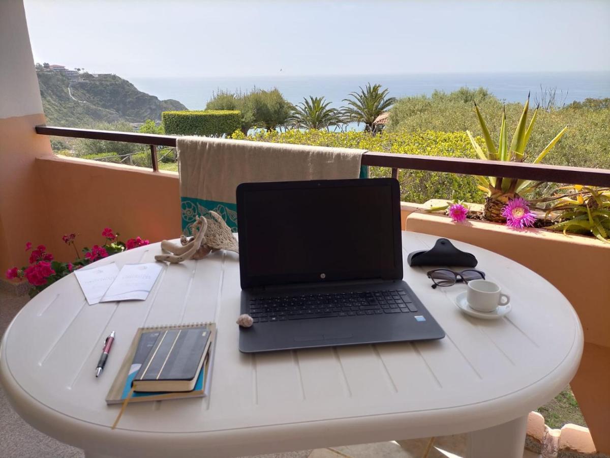 Residence Esmeraldo Capo Vaticano Eksteriør billede
