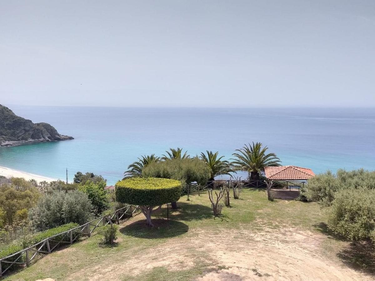 Residence Esmeraldo Capo Vaticano Eksteriør billede
