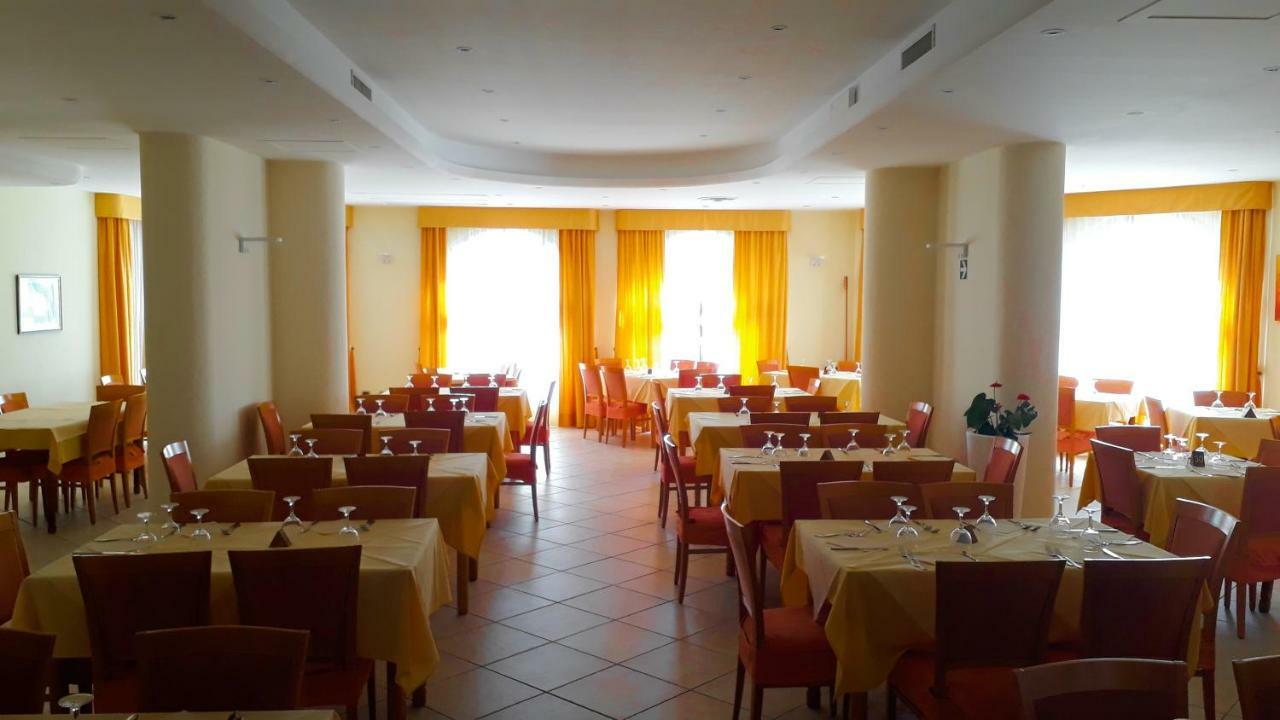 Residence Esmeraldo Capo Vaticano Eksteriør billede